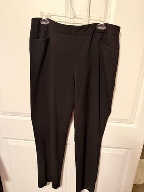 Roz & Ali Black Ponte Skinny Pants